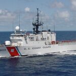 Model D7066-L Six Output UHF Shipboard MULDIPOL™ Antenna